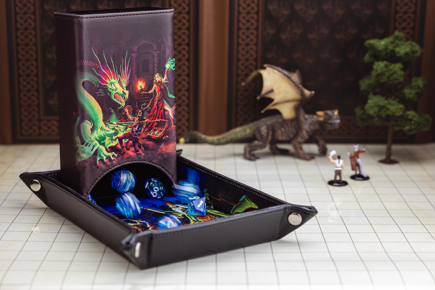 D&D Masterworks Series Dice Tower: Erol Otus