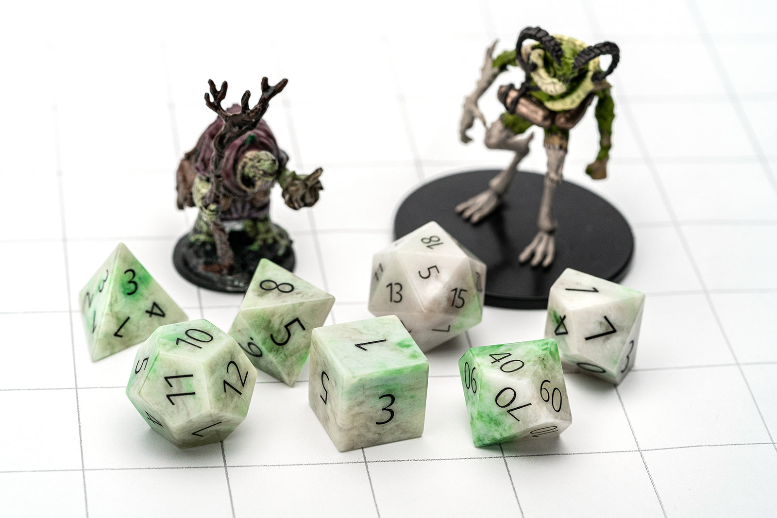 StonePolyEngravedJade