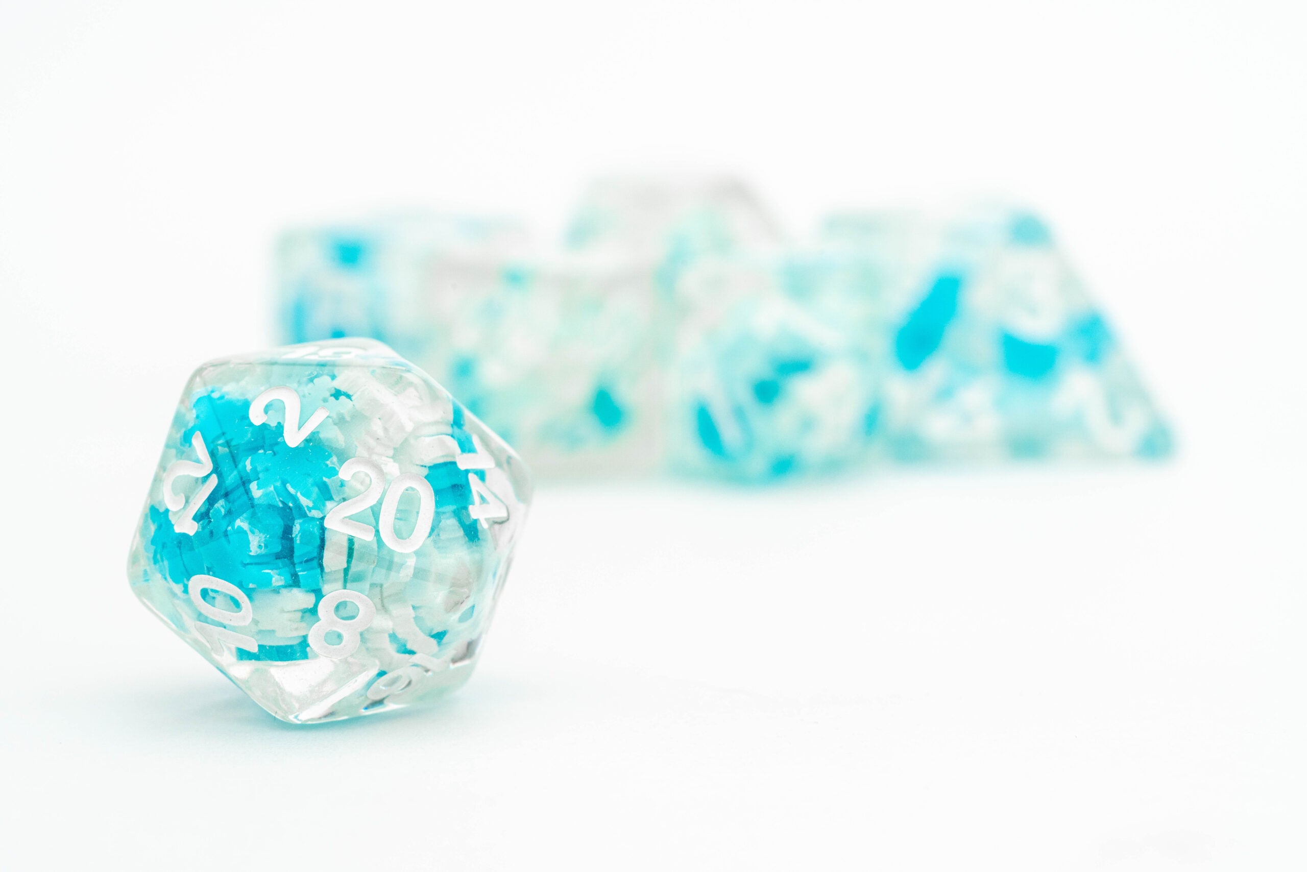 Snowflake Dice 16mm Resin Poly Dice Set