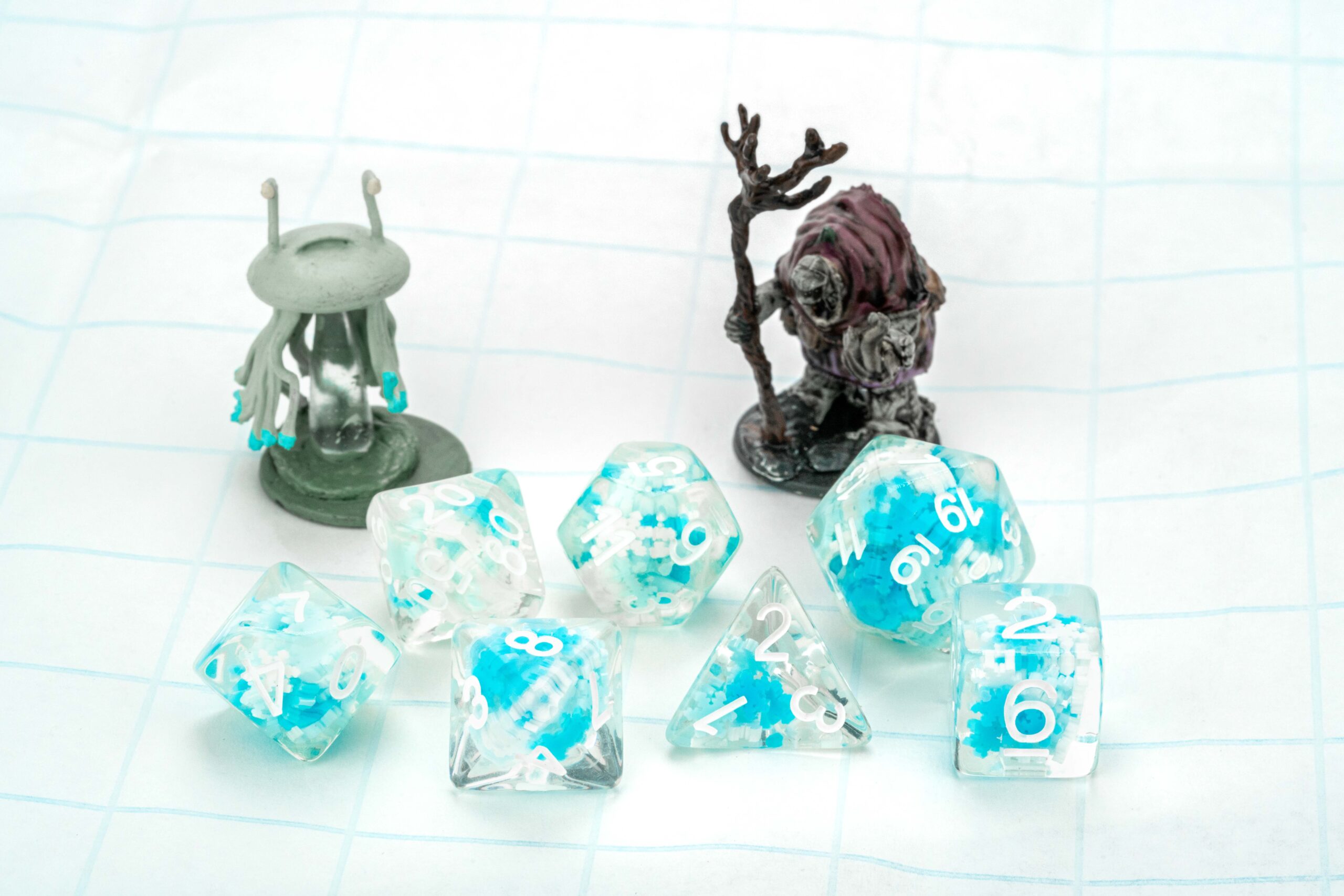 Snowflake Dice 16mm Resin Poly Dice Set