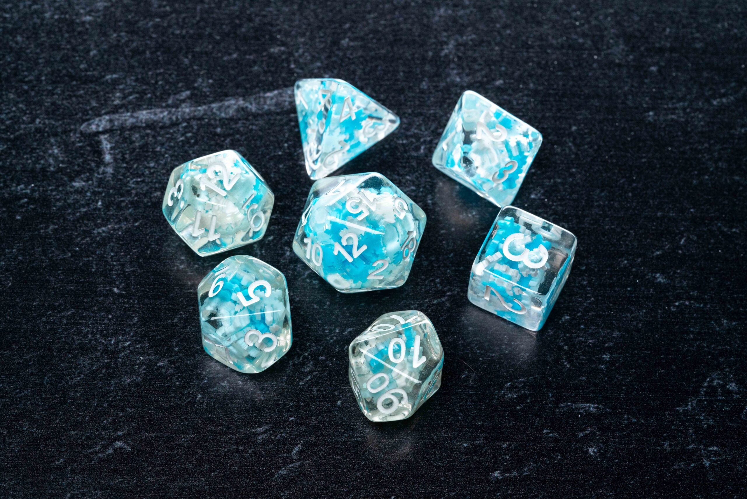 Snowflake Dice 16mm Resin Poly Dice Set