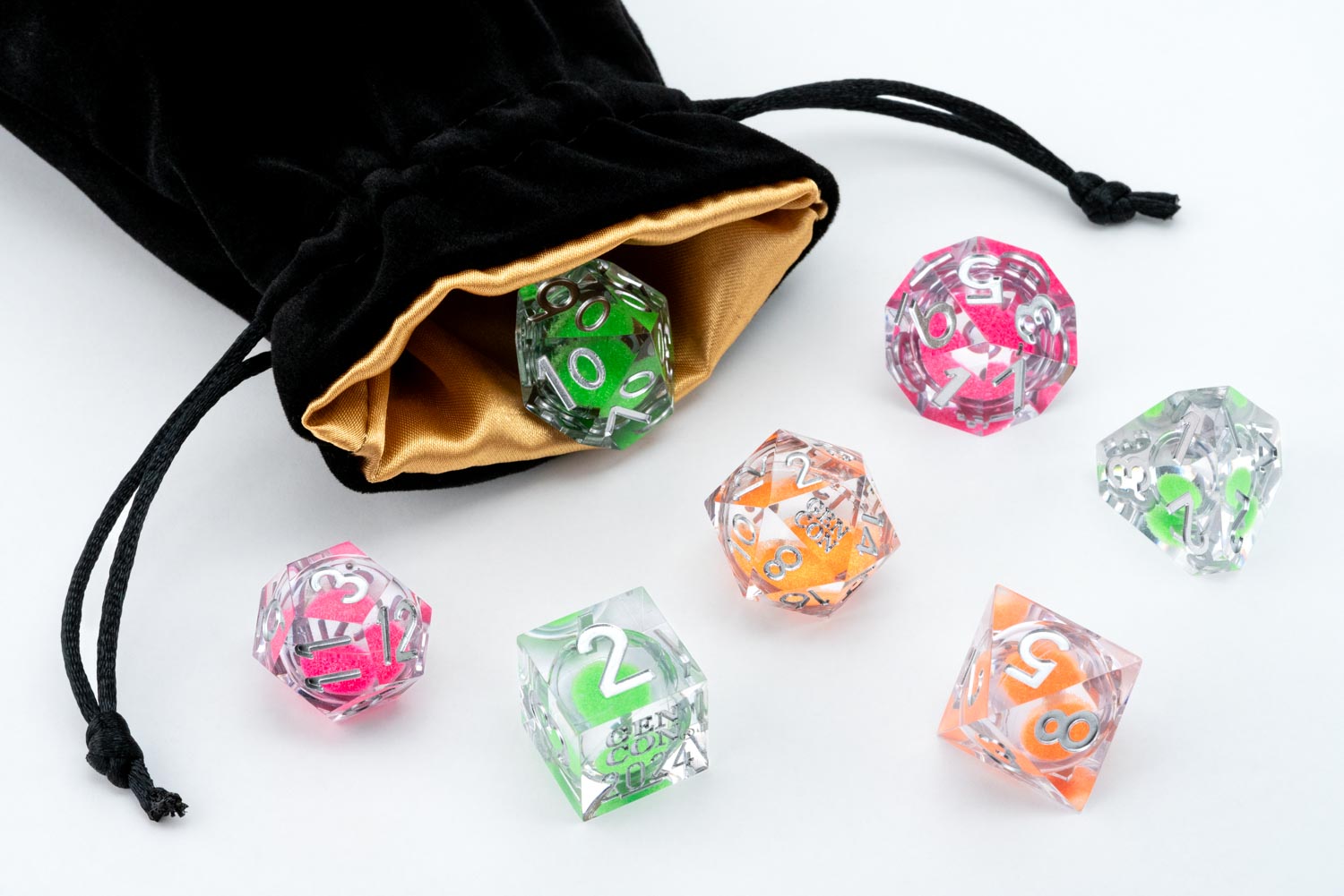 Gen Con 2024 Exclusive: Liquid Core UV Reactive Set – FanRoll
