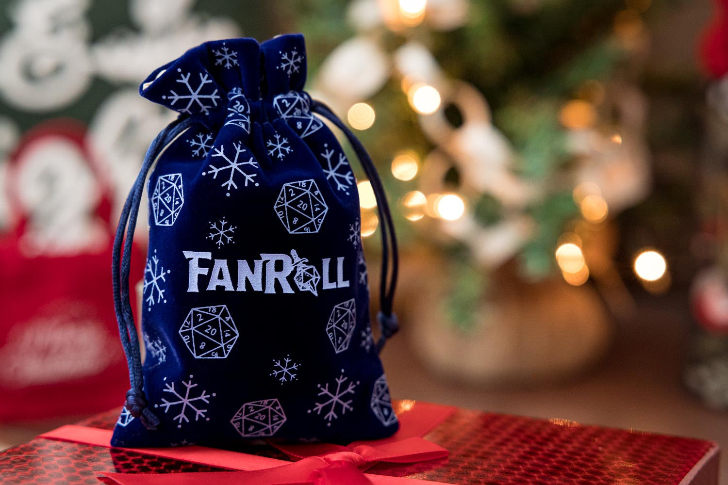 Snowflake Velvet Dice Bag With Satin Liner 4"x6"