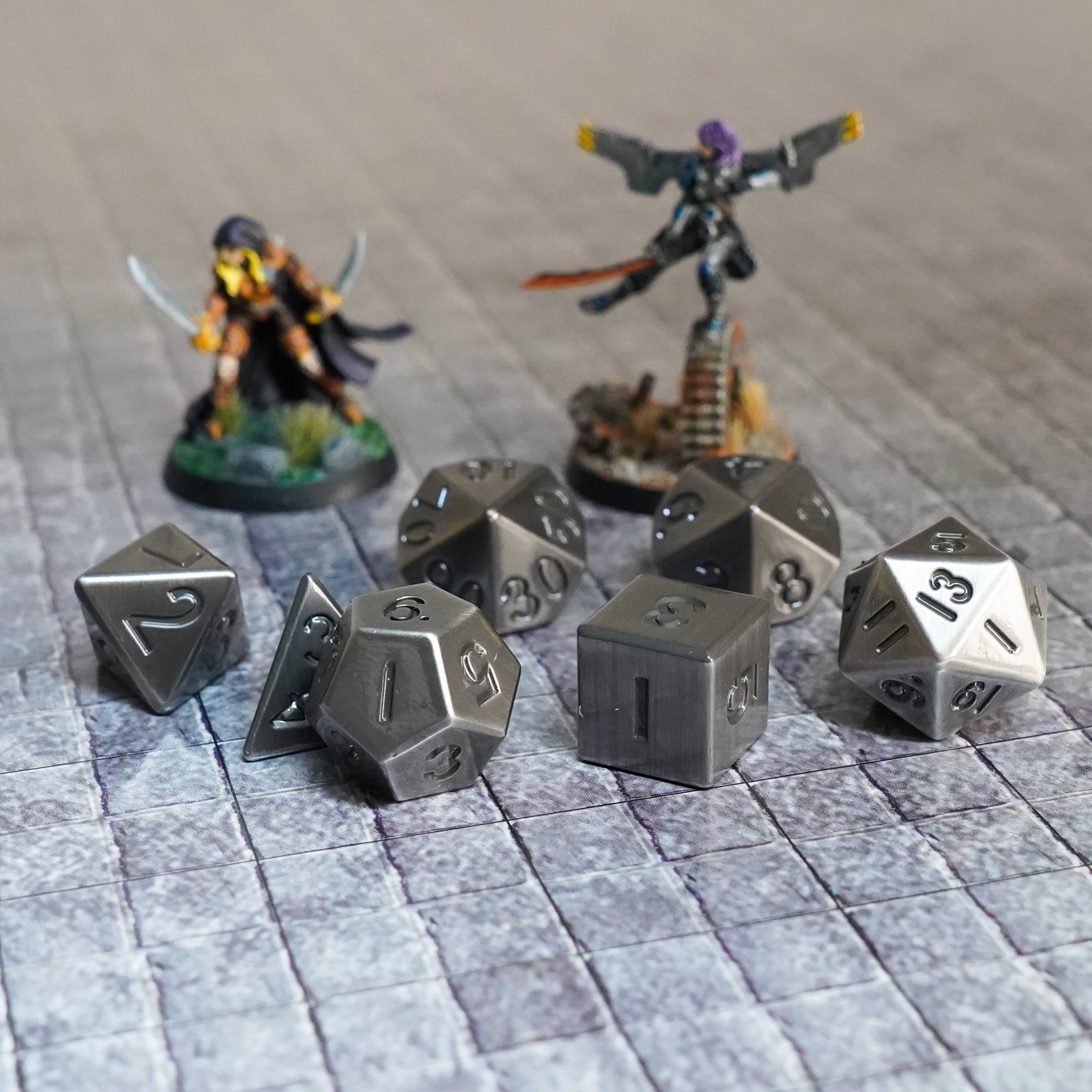Antique Silver 16mm Polyhedral Dice Set