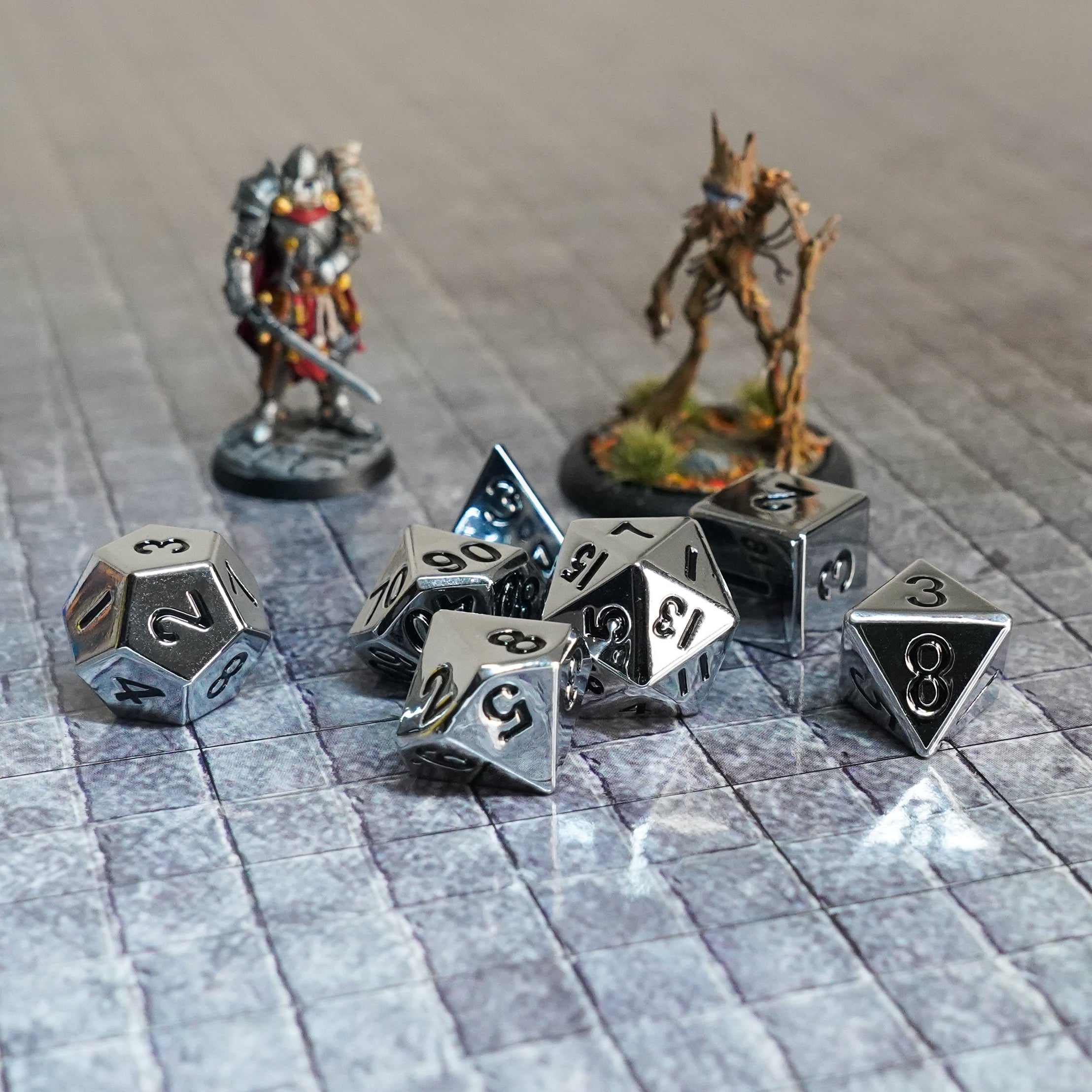 Silver 16mm Polyhedral Dice Set