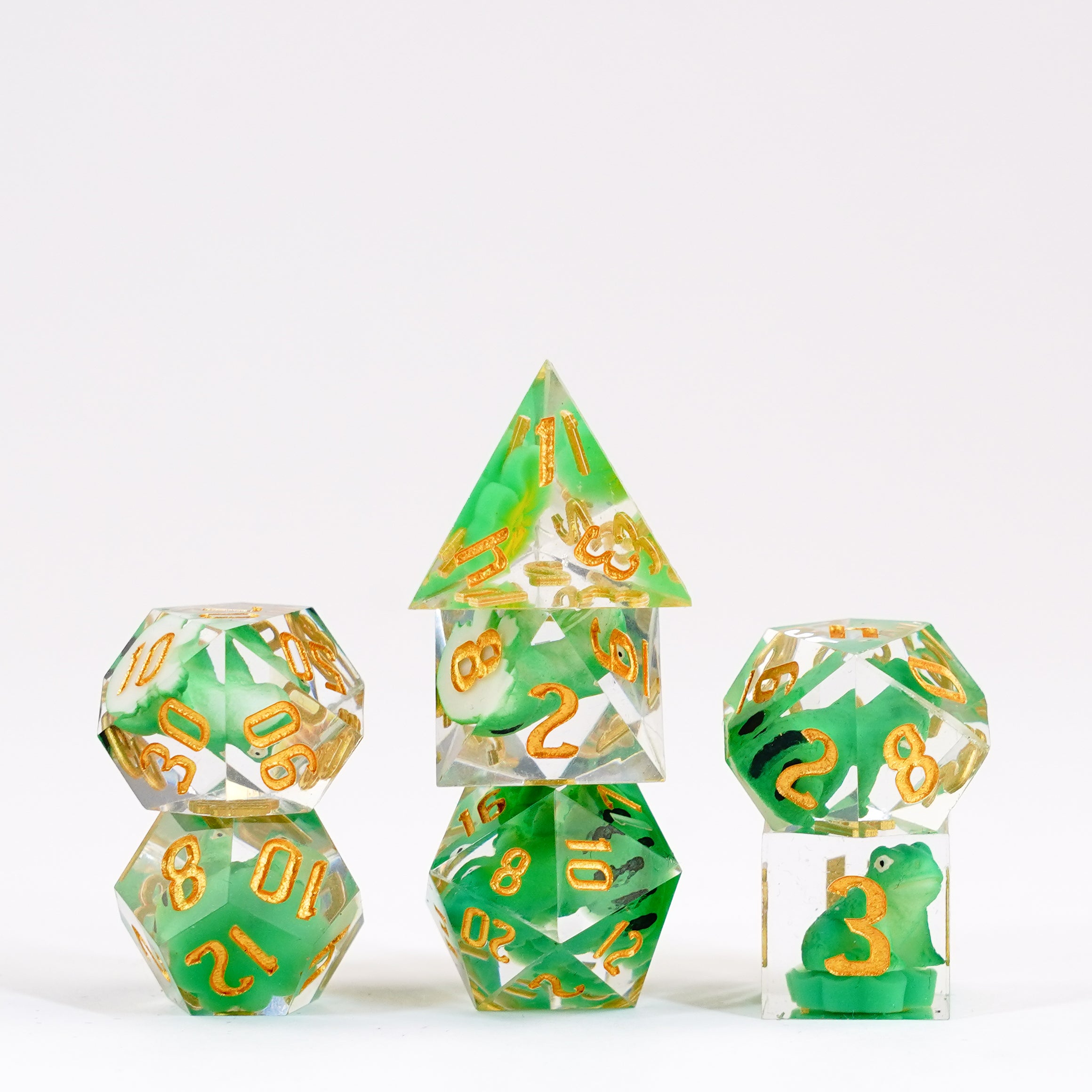 Hand Crafted Sharp Edge Dice: Frog Dice
