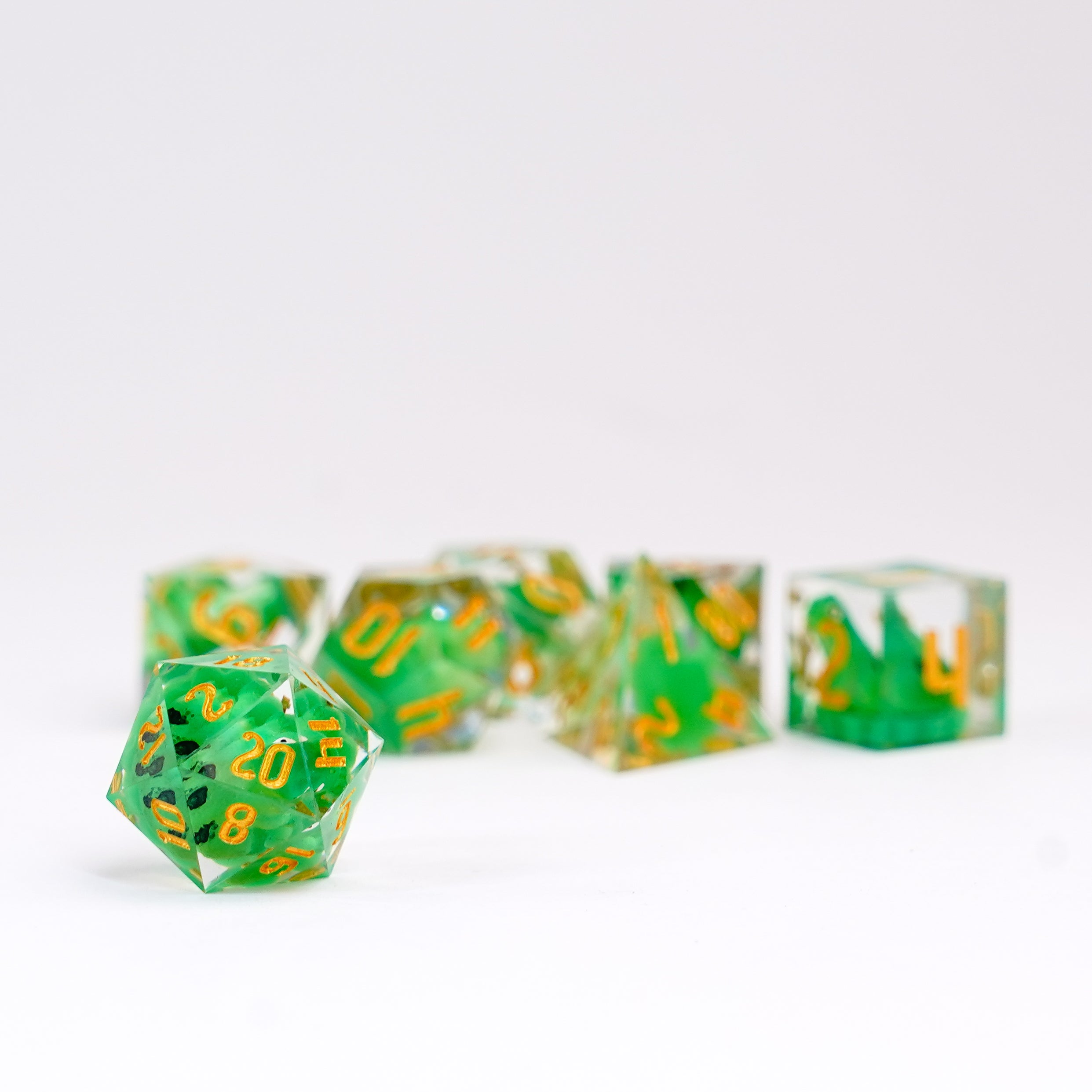 Hand Crafted Sharp Edge Dice: Frog Dice