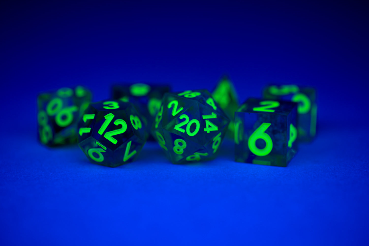 glow in the dark set