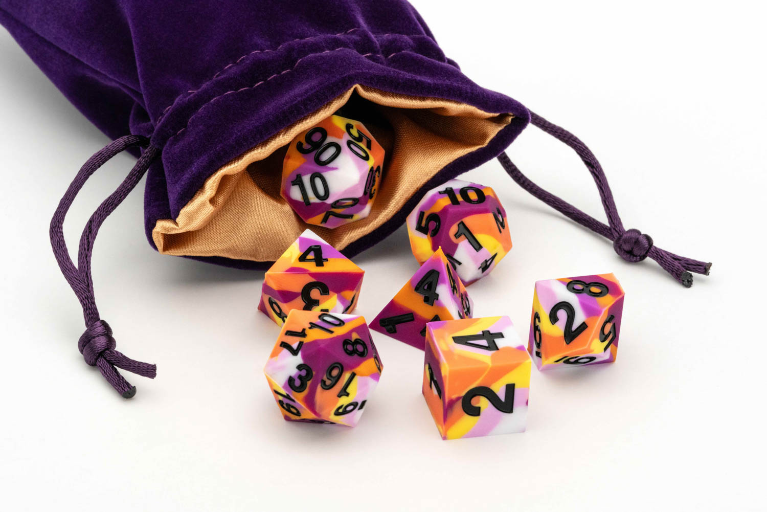 Sharp Edge Silicone Rubber Dice Set: Lesbian Pride